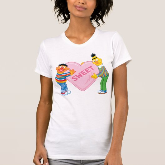 Ernie & Bert Big Valentijns Heart T-shirt (Voorkant)