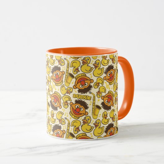 Ernie en Rubber Duckie Pattern Mok (Voorkant rechts)