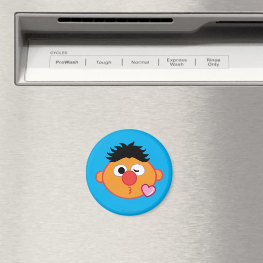 Ernie Face Throwing a Kiss Magneet (Insitu (Vaatwasser))