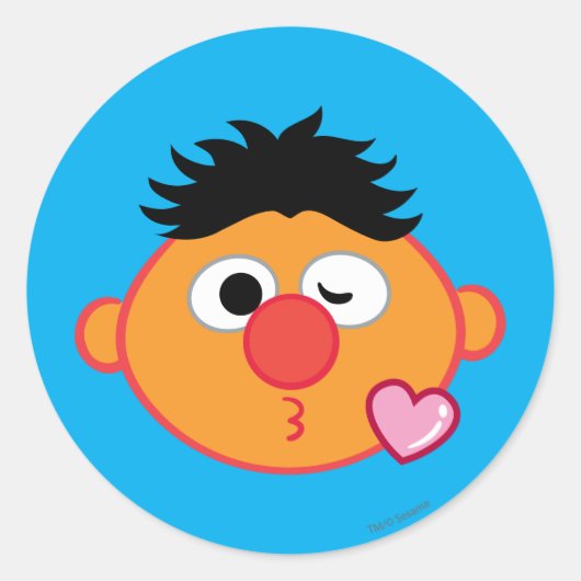 Ernie gezicht dat een kus geeft ronde sticker (Voorkant)