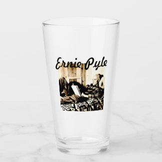 ERNIE PYLE BIERGlas LIGGENDE Glas
