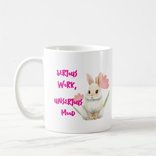 Ernstig werk, onernstige stemming koffiemok (Links)