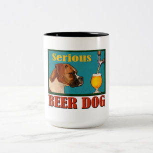 Ernstige bierretro boxer Dog Craft Beer Lover Tweekleurige Koffiemok