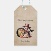 Ernstige fout Gotisch Skelet Halloween Baby Bday Cadeaulabel (Achterkant)