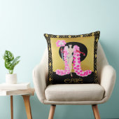 Erte Lady met Roze Boa-kussen. Kussen (Stoel)