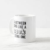 Eruitzien als een snack koffiemok (Voorkant links)