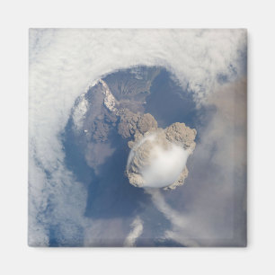 Eruptie van de Sarychev-vulkaan 2 Magneet