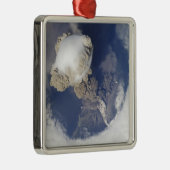 Eruptie van de Sarychev-vulkaan Metalen Ornament (Rechts)