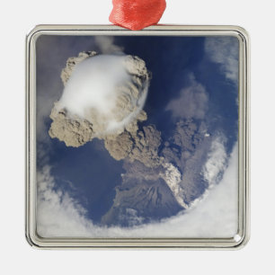 Eruptie van de Sarychev-vulkaan Metalen Ornament