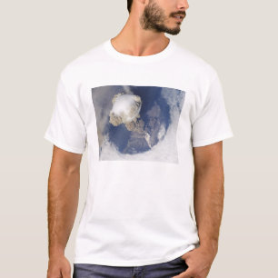 Eruptie van de Sarychev-vulkaan T-shirt