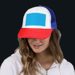 Ervaar de schoonheid van een Clear Blue Sky Trucker Pet<br><div class="desc">Omarm het adembenemende uitzicht van een helderblauwe lucht terwijl een vliegtuigje door de levendige sfeer zweeft. Ontdek de wonderen van de luchtvaart reizen op een perfecte dag met pluizige wolken.</div>