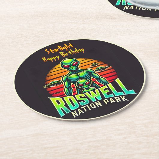 Ervaar het Cosmic Adventure Park van Roswell! Ronde Kartonnen Onderzetter (Gebogen)