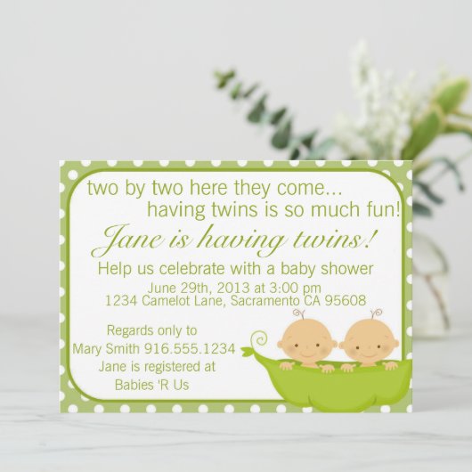 erwten in een Baby shower met twee potten Kaart (Staand voorkant)