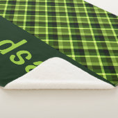 erwtengroene plakken monogram medium sherpa deken (3/4)