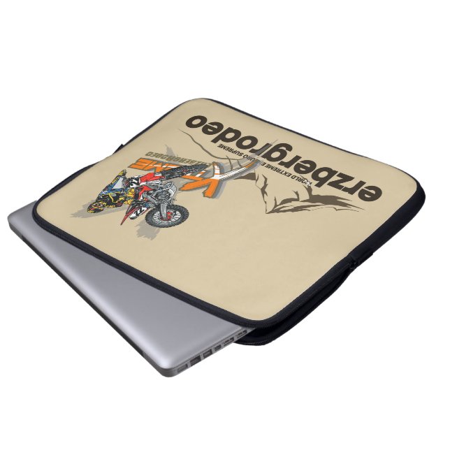 Erzberg Rodeo | 15 inch Laptop Sleeve (Voorkant onderkant)