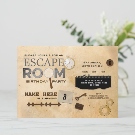 Escape Room Verjaardag Party Clues Foto Spy Kaart (Staand voorkant)