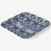 Esdoorbladeren Blauw op een Houtskool Achtergrond  Papieren Bordje (Gebogen)