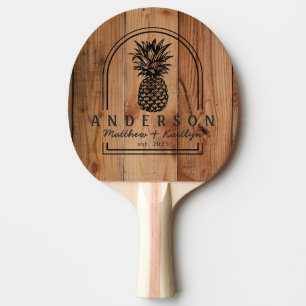 Esdoorn ruw afgewerkte ananas bruiloftsboog & naam tafeltennisbatje