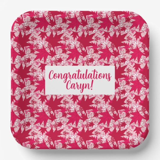 Esdoornbladeren op roze achtergrond Papieren borde Papieren Bordje (Voorkant)