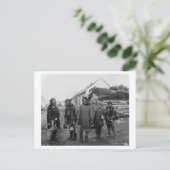 Eskimo Berry Pickers in Nome, Alaska Foto Briefkaart (Staand voorkant)
