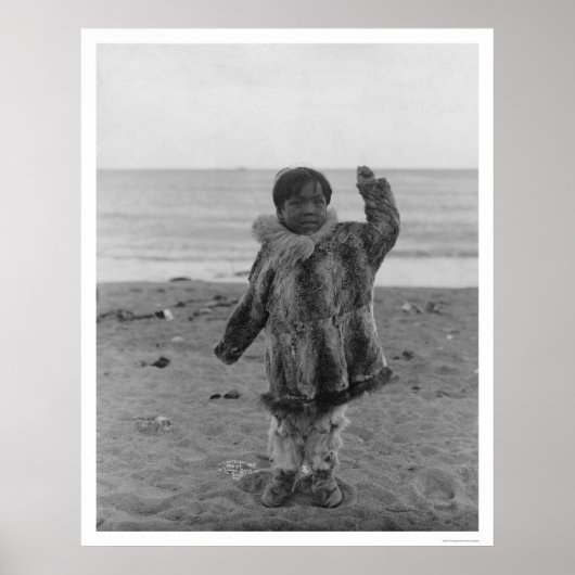 Eskimo Child on Alaska Beach 1906 Poster (Voorkant)