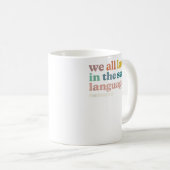 ESL-leraar We lachen allemaal in dezelfde taal. Ko Koffiemok (Voorkant rechts)