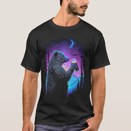 Esoteric Bear drinking Beer Night Forest 3 T-shirt (Voorkant)