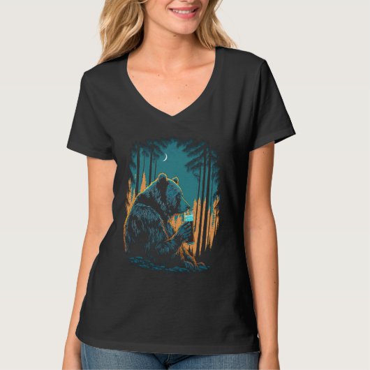 Esoteric Bear drinking Beer Night Forest T-shirt (Voorkant)