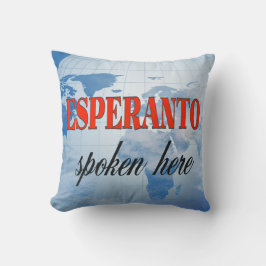 Esperanto hier gesproken over troebele aarde kussen