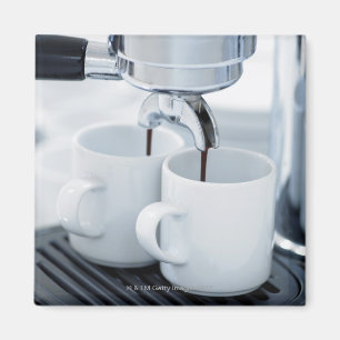 Espresso-machine maakt koffie magneet