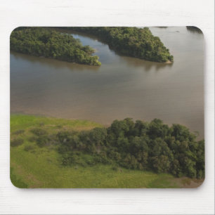 Essequibo-rivier, langste rivier in Guyana, en Muismat