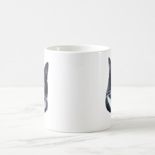 Esso Cat Mok (Center)