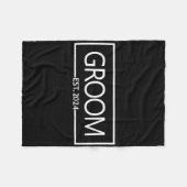 Est. 2024 Toekomstige echtgenoot vrijgezellenfeest Fleece Deken (Voorkant (Horizontaal))