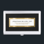 Estate Planning Portfolio Black Gold Visitekaarthouder<br><div class="desc">Houd uw visitekaartjes georganiseerd en beschermd met dit hoesje van het luxe visitekaartje. Met een stijlvol, geborsteld metallisch ontwerp met naam, titel en bedrijfs- of aangepaste tekst van uw keuze, biedt dit visitekaartje hoesje een uitweg uit professionalisme en verfijning. De duurzame metaalconstructie zorgt ervoor dat uw kaarten veilig en veilig...</div>