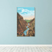 Estes Park, CO - Uitzicht van Big Thompson Canon Canvas Afdruk (Insitu (Houten vloer))