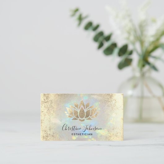 Esthetician Faux Gold folie Lotus op Opaal Visitekaartje (Staand voorkant)