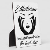 Estheticien met een vergunning voor de winning fotoplaat (Zijkant)