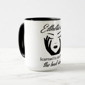 Estheticien met een vergunning voor de winning mok (Voorkant links)