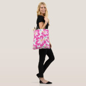 Esthetisch roze hibiscus herhalend patroon tote bag (Op model)