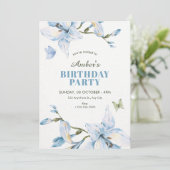 Esthetische blauwe bloem bloei verjaardag kaart (Staand voorkant)