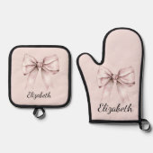 Esthetische coquette roze strik Gepersonaliseerde  Ovenwant & Pannenlap Set (Voorkant)
