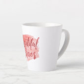Esthetische Mooie Chaos Script Typografie Latte Mok (Rechterhoek)