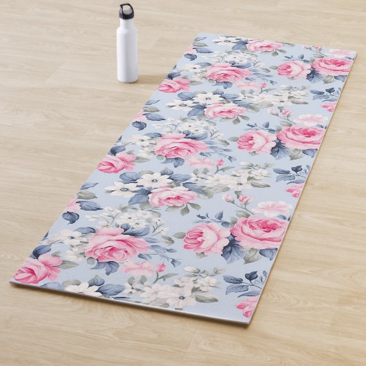 Esthetische roze rozen witte bloemen patroon yogamat (In situ)
