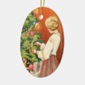 Ests meisje bij kerstboomversiering keramisch ornament (Links)
