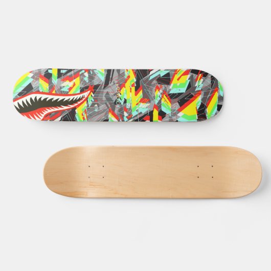 Esvoir Trippy Camo Shark Skateboard (Horizontaal)