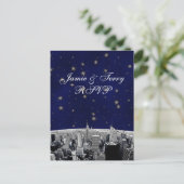 Etched NYC Skyline 2 Black White RSVP 1 Uitnodiging Briefkaart (Staand voorkant)