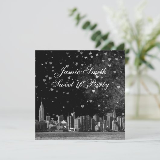 Etched NYC Skyline Zwart BG Wit Hart Sweet 16 Kaart (Staand voorkant)
