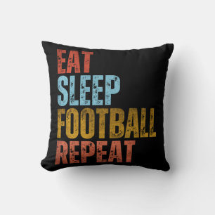 ETEN SLAPEN VOETBAL HERHALEN KUSSEN