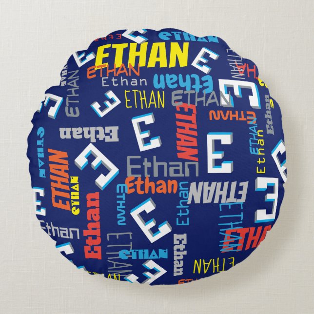 Ethan custom name pixel E gaming blue graphic Rond Kussen (Voorkant)