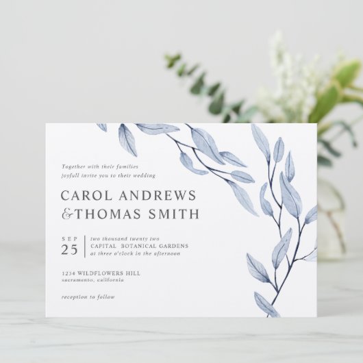 Etheral Blue | Chic Botanical Leaves bruiloft Kaart (Staand voorkant)